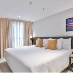 Acomodações próximo ao Mar no Quality Hotel - By Flat Service