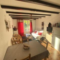 Résidence Les Gemeaux I - Appartement trois pièces au coeur du village MAE-2304