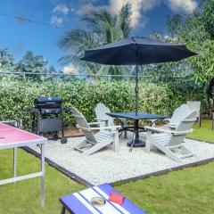 "LuxuryCrest , King Bed, BBQ & Backyard Games, Near Ocho Rios"