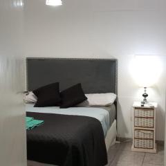 Sencillo PH céntrico de Marcela sin garage sin cargos