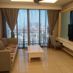 Cozy 3-bedroom Apartment with Swimming Pool