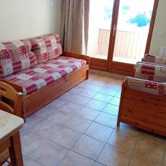 Central apartment with mountain view