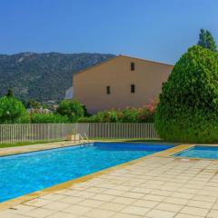 Family apartment - beach access swimming pool