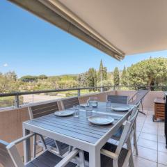 T2 in Lavandou - Residence with Swimming Pool