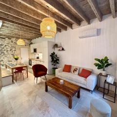 Jolie maison en centre ville avec climatisation grand lit double