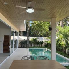 Casa Tropical Luxe 2