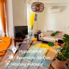 AC - Hypercenter - Rooftop view!