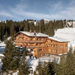 Hotel Burgwald - Ski In & Ski Out