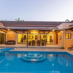 V170 4BR Timbuktu villa, Jacuzzi Walk Villa Market