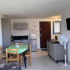 SP520-J233 Appt 2 pièces SAINT PIERRE LA MER