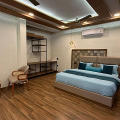 Yes Hotel By The Ganges