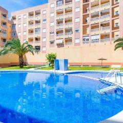 Apartamento con Piscina, Parque las Naciones, Torrevieja