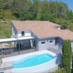 Superb contemporary villa with pool and garden