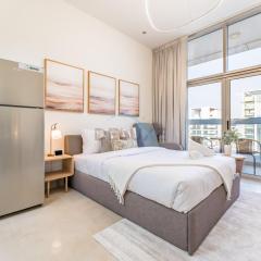 Community View Studio with Exclusive Private Balcony, Azizi Star, Jebel Ali by Deluxe Holiday Homes