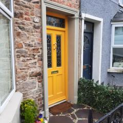 Studio with kitchen and bathroom