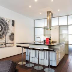 Marnix360apartments Modern