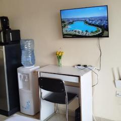 Sunny studio chic comfort near UN