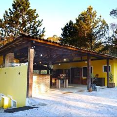 Casa em Itapecerica da Serra com Conforto e Lazer