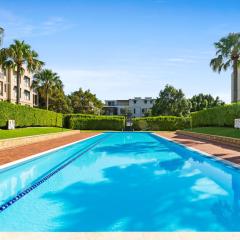 Elegant Stay in Balmain with Pool Access