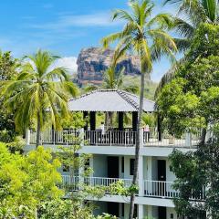 Lakmini Lodge Restaurant & Bar