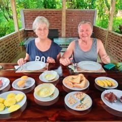 Monkey Jungle Cottage