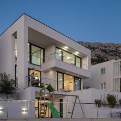 Luxury Villa Ivana Brela heated pool 28 m2, gym