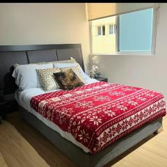 Acogedora Recamara Matrimonial con Blackout - A solo 2 cuadras del WTC!