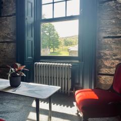 Suie Hunting Lodge