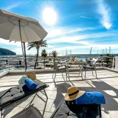 Penthouse en Moraira con Vistas al Club Naútico