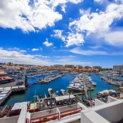 Penthouse Triplex L25 T2 by HsR Vilamarina