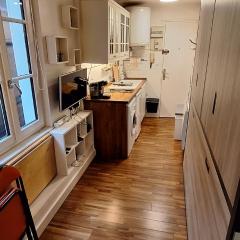 Le Robec studio centre Rouen "Ménage et linges de lit inclus"