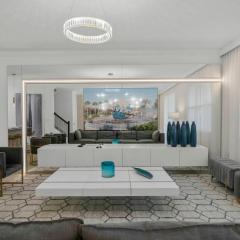 2912 Storey Lake, novo, 24 hóspedes, 9 quartos, piscina e vista para o lago