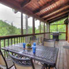 AWESOME game room, hot tub, very close to Pigeon Forge ParkwayCozy 6 bedroom!