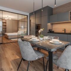 The Grey Oasis - Central, Free Parking, Self Check-In