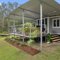 Leo's Beach Hideaway - Stylish Tiny Home