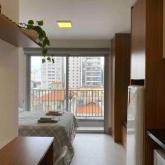 Studio em Pinheiros a uma quadra da Faria Lima
