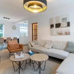 Superb fully renovated semi-detached house for 6 people