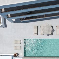 Zaia Suites & Living, Suite N3, pool view, central
