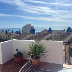 2 bed. amazing sea views