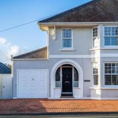 Little Glen - 3 Bedroom Holiday Home - Tenby