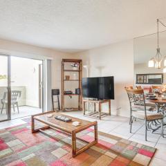 3 Mi to Dtwn Palm Springs Condo with Pool Access!