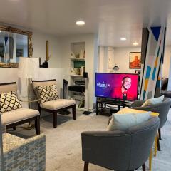 Homestay Basement Falls Church
