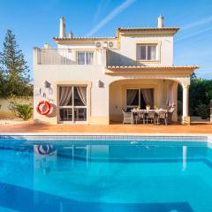 Villa Oasis, Piscina, Jacuzzi, Ténis e Praias!