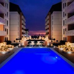 Adela & Robert Home cu piscină și parcare privată