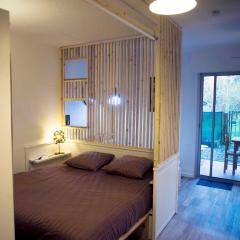 Appartement T1bis avec jardinet au calme
