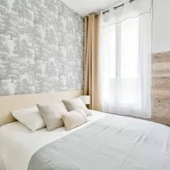 2mn Walk Train Station - Paris 10mn - Free Private Parking - From 1 to 8 Guests - Souplex - All equipped - Completely Renovated