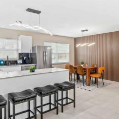 Relaxing Family Getaway with heated Pool and Spa