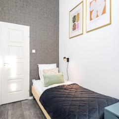 Ultra Central for Solo Traveller - Air Con