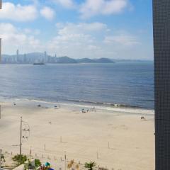 Apto Vista Mar na Av. Atlântica, Barra Sul NF1414