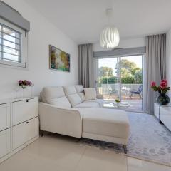 Punta Prima 2 bed apartment with private garden